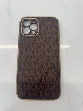 Michael Kors Brown Signature Pattern Phone Case - Brown
